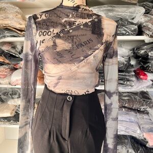 Trendy Long Sleeve Graphic Top